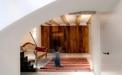 House of light and time